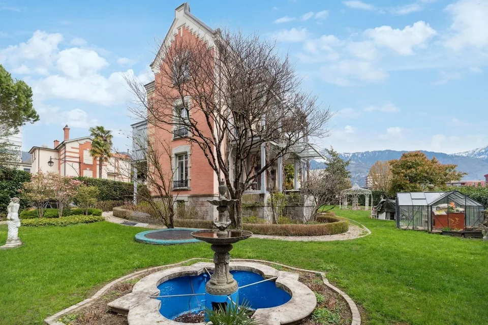 Zwei Schritte vom Ufer des Sees, begehrtes Viertel der Villas Dubochet
