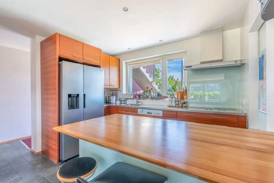Magnifique appartement de 4.5 pcs avec jardin privatif dans un quartier calme