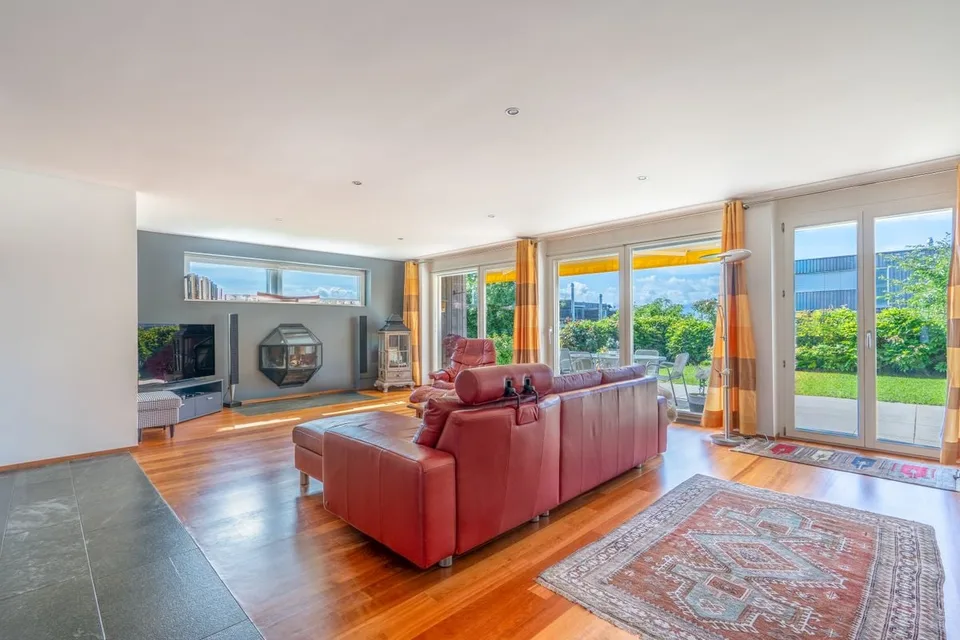 Magnifique appartement de 4.5 pcs avec jardin privatif dans un quartier calme
