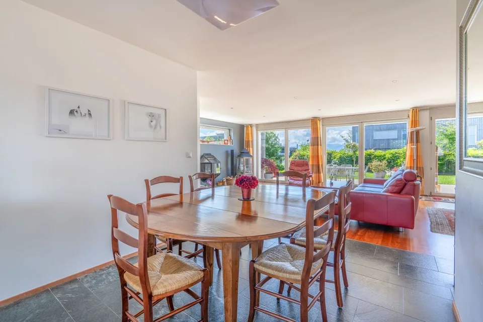 Magnifique appartement de 4.5 pcs avec jardin privatif dans un quartier calme