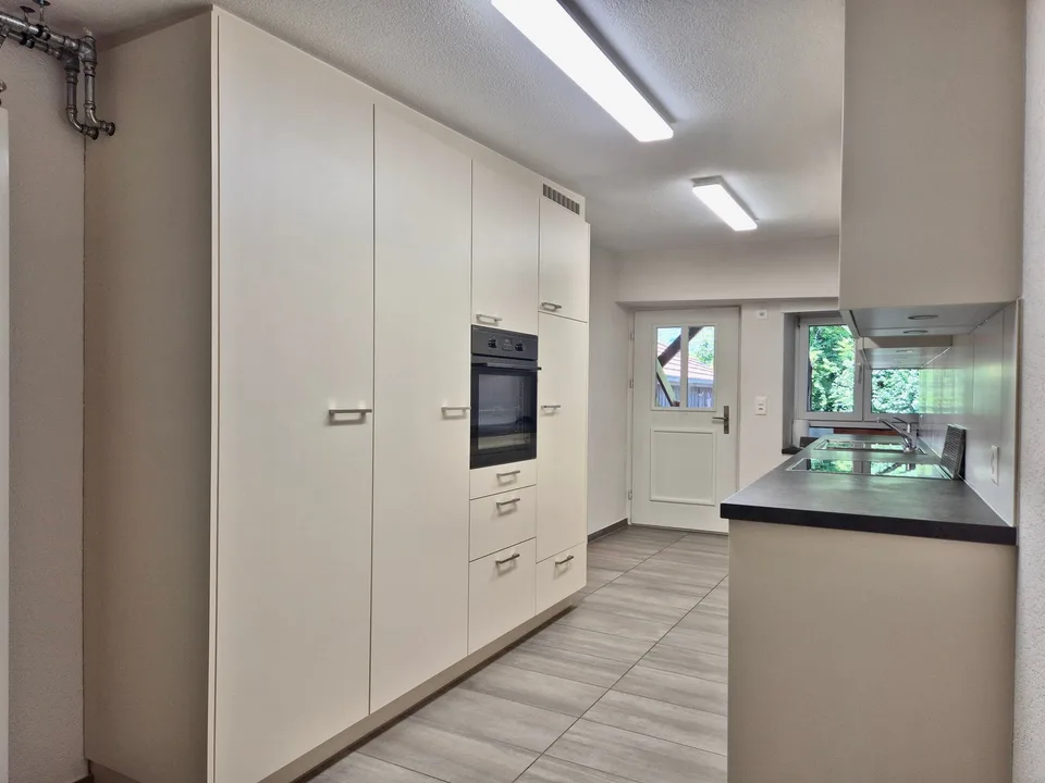 Appartement charmant de 3,5 pièces avec cheminée et terrasse à Kestenholz
