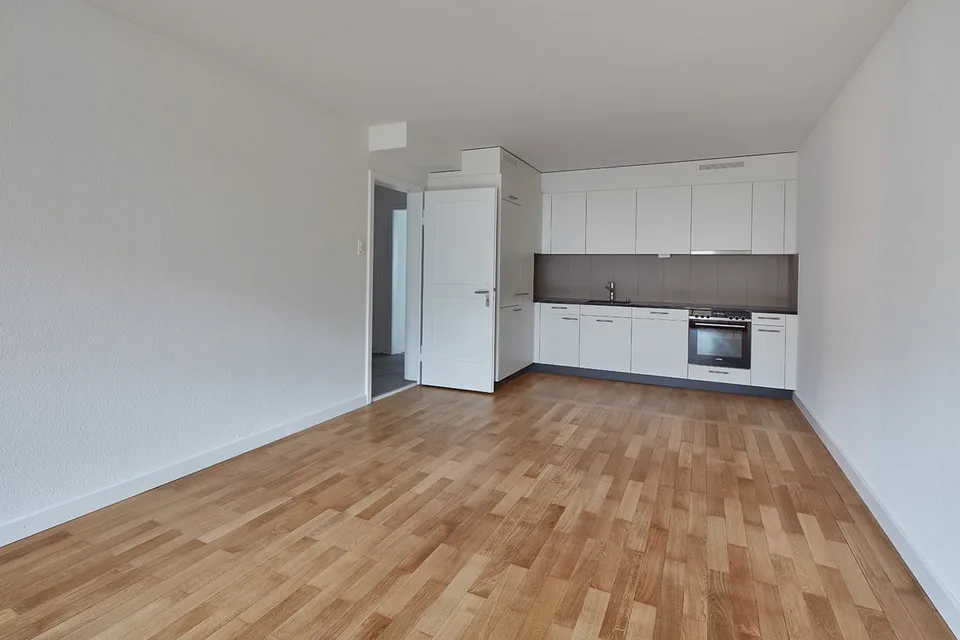 Nous louons un appartement moderne de 4,5 pièces dans le populaire quartier de Gundeli