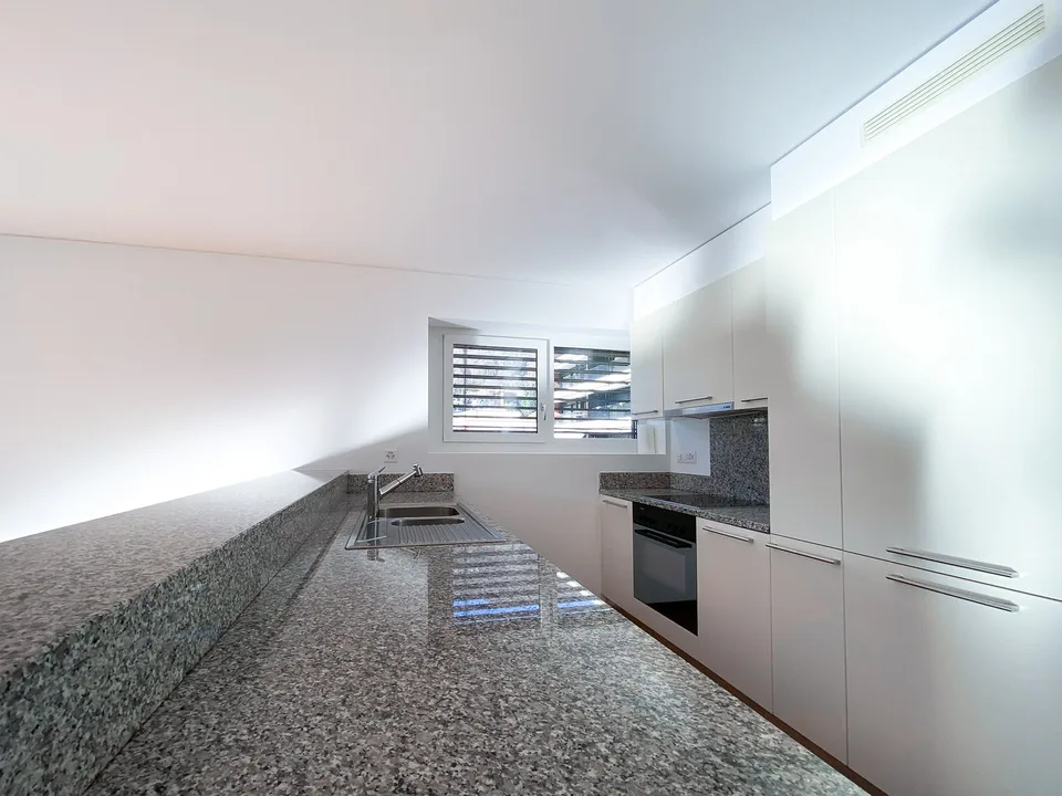 Geräumige 3.5-Zimmer-Wohnung mit Terrasse in Agno