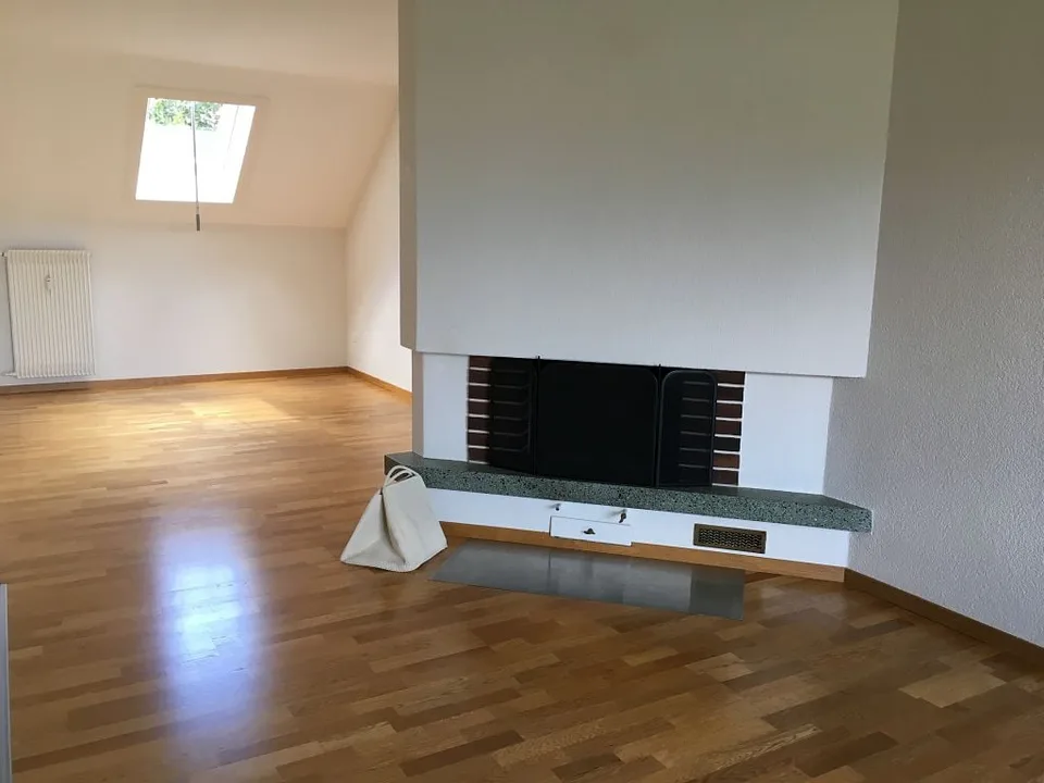 Delizioso appartamento monostanza, 2° piano a destra