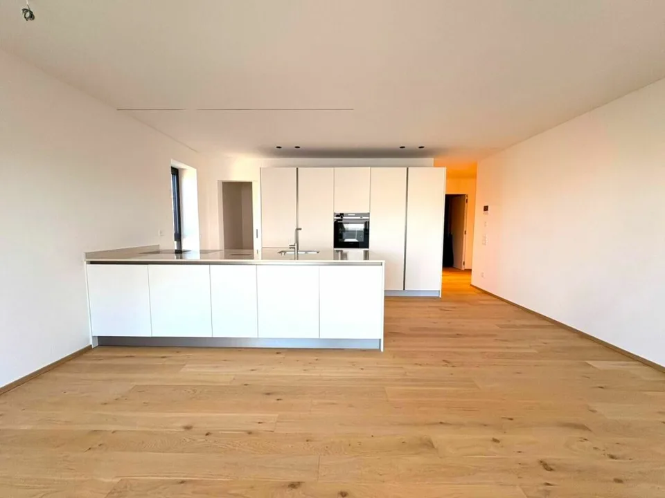 Wunderschöne 3,5 Zimmer Neubauwohnung