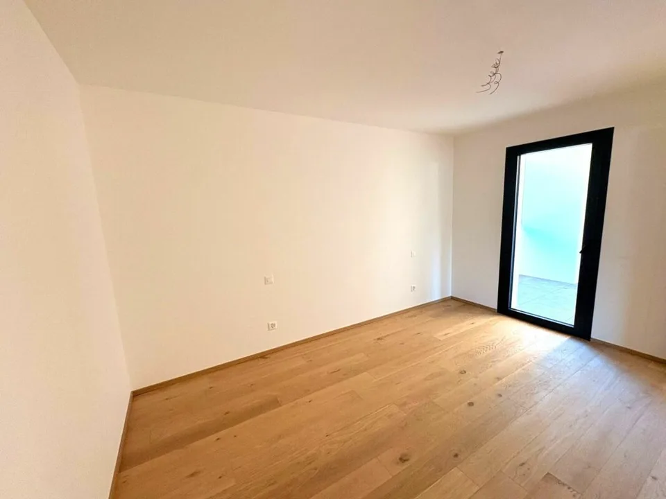 Wunderschöne 3,5 Zimmer Neubauwohnung