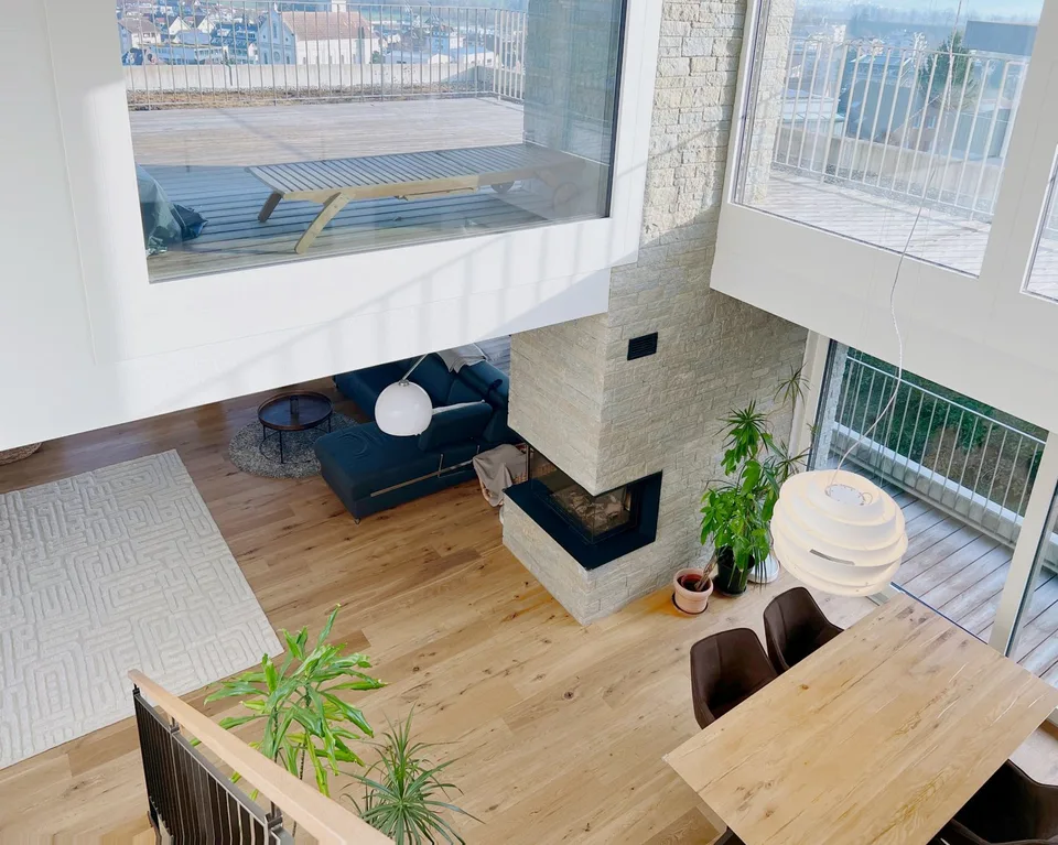 Casa di 5,5 locali luminosa con galleria, doppia altezza e vista panoramica
