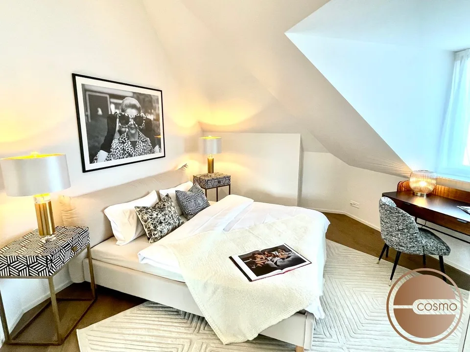PENTHOUSE MIT AUSSICHT IM HERZEN WIEDIKONS  / PENTHOUSE WITH VIEW IN THE HEART OF WIEDIKON