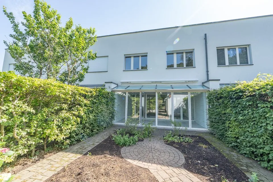4.5-Zi. Reiheneinfamilienhaus an ruhiger Lage (Baurecht)