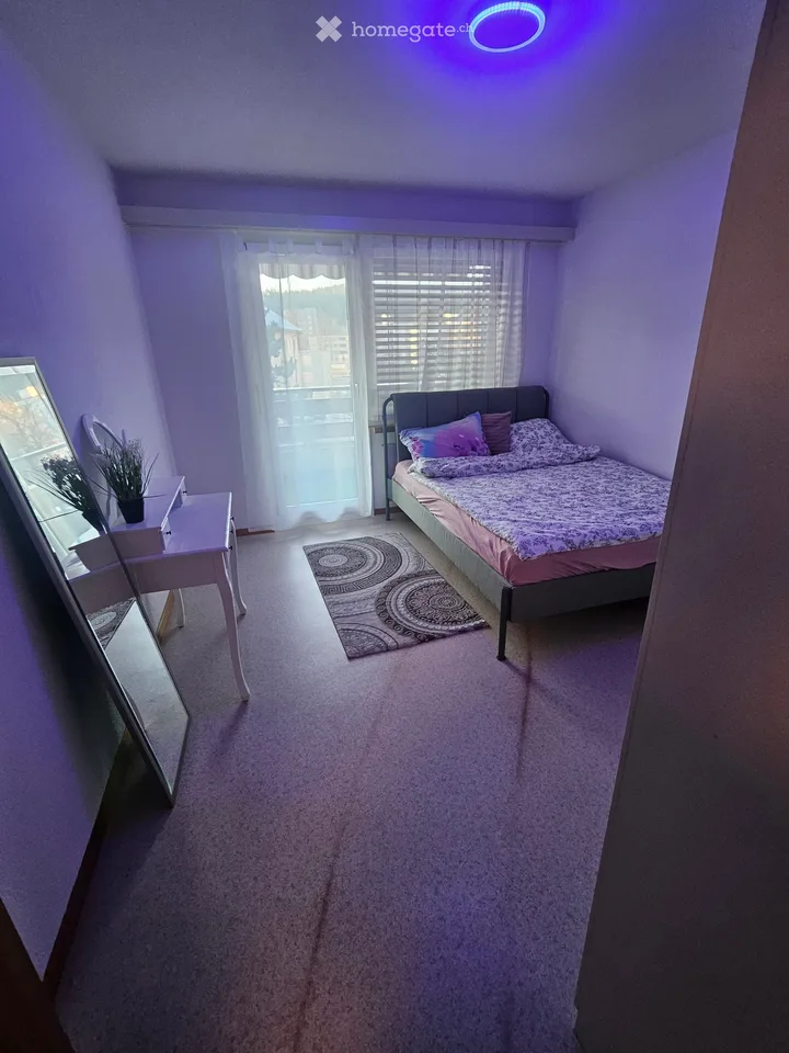 1 WG Zimmer zum Vermieten (Room for Rent)