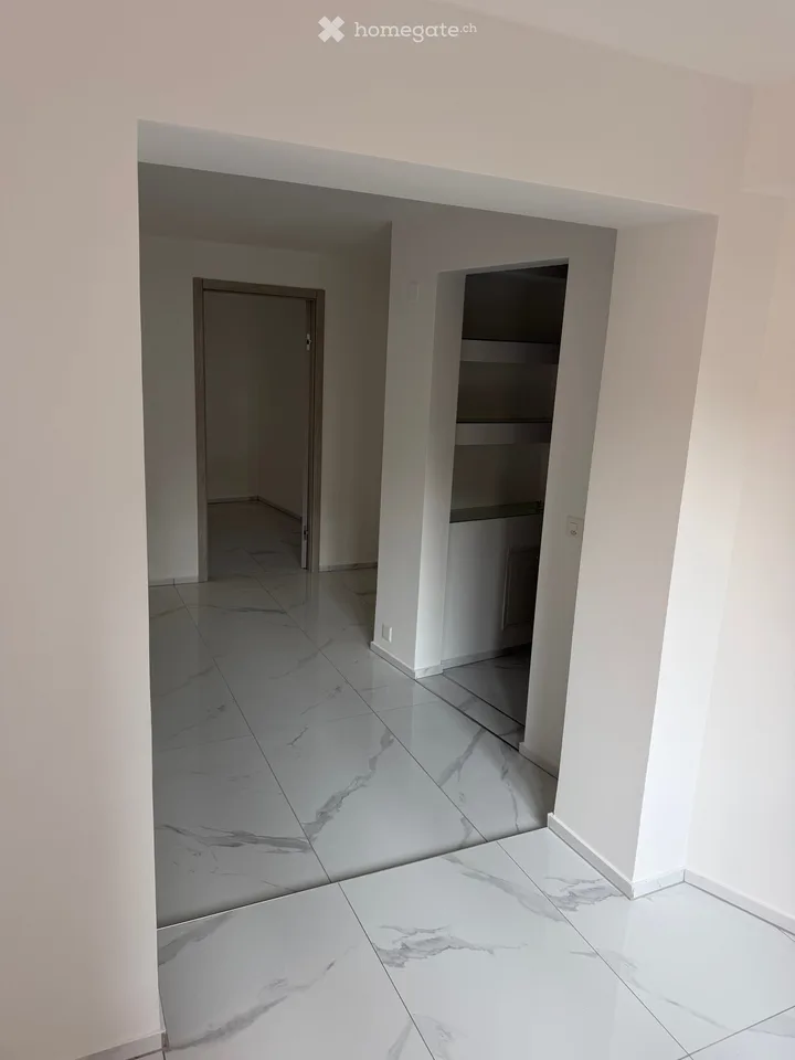 Zweieinhalb Zimmer in Pregassona zu vermieten – Foto 2 von 5