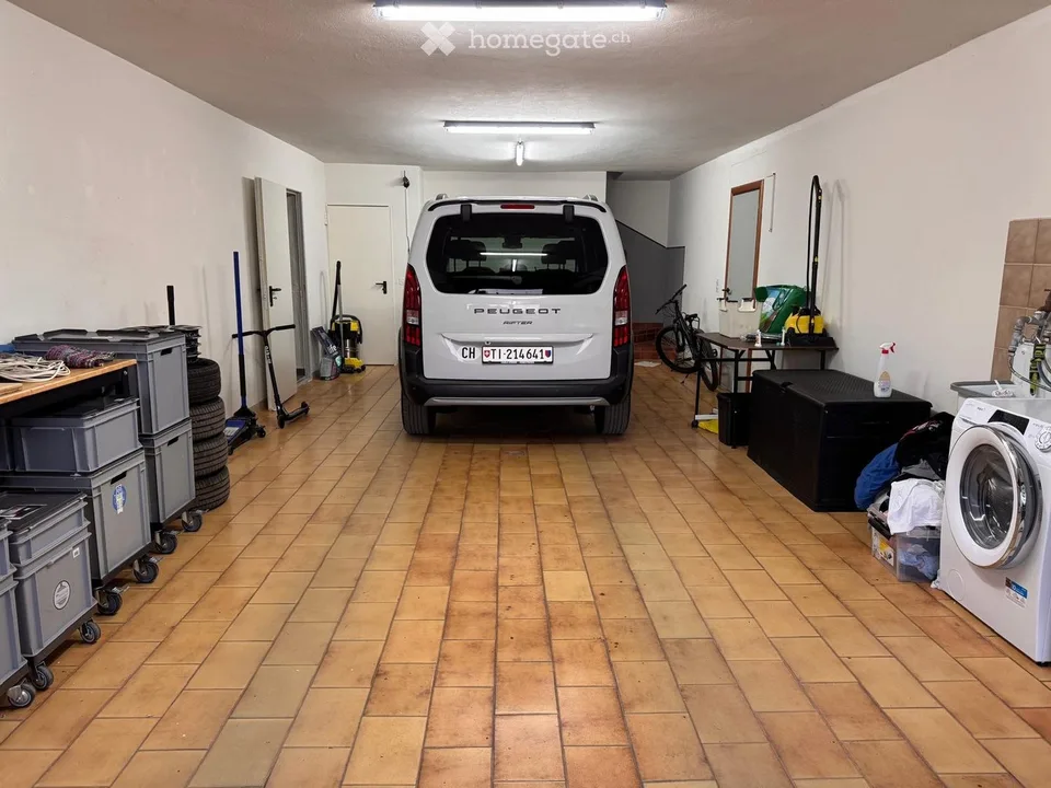 Appartamento in casa bifamiliare a Stabio zona Montalbano