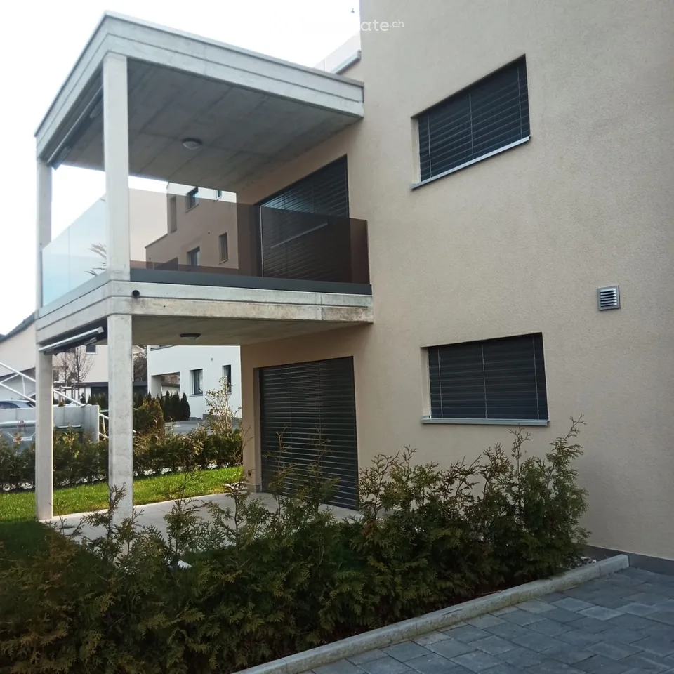 Appartamento di nuova costruzione dal 01.10 (con parcheggio)