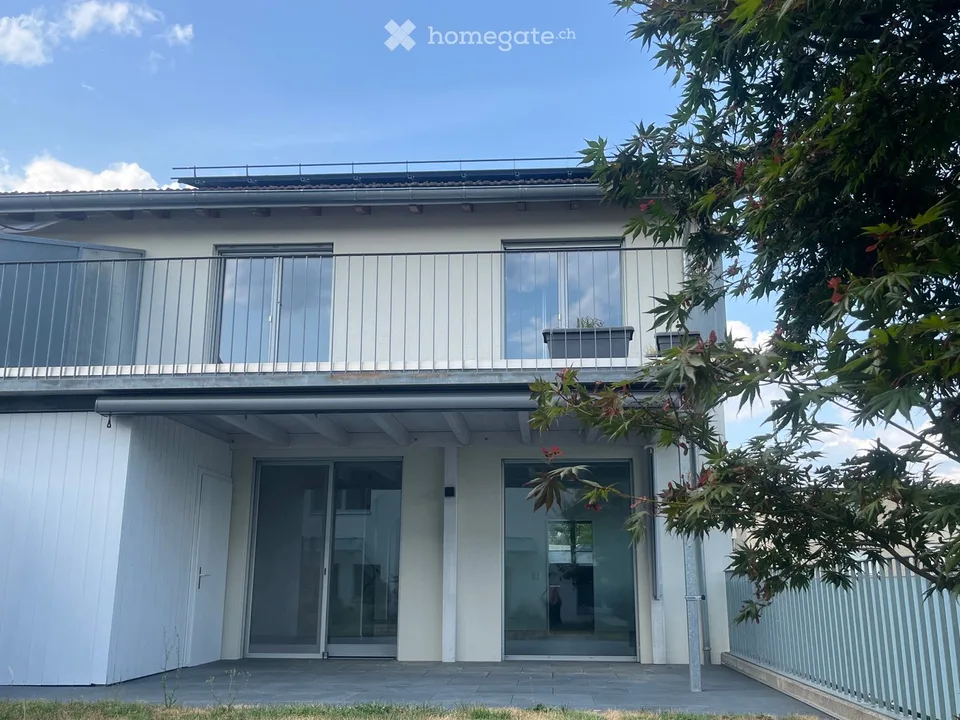 Maison de 7,5 pièces avec jardin et installation photovoltaïque