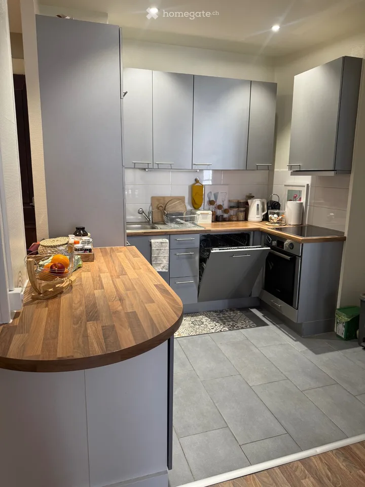 Übernahme von 4-Zimmer-Wohnung Eaux Vives ab 1. August