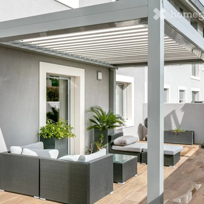 Superbo appartamento con terrazza e attrezzature di alta qualità