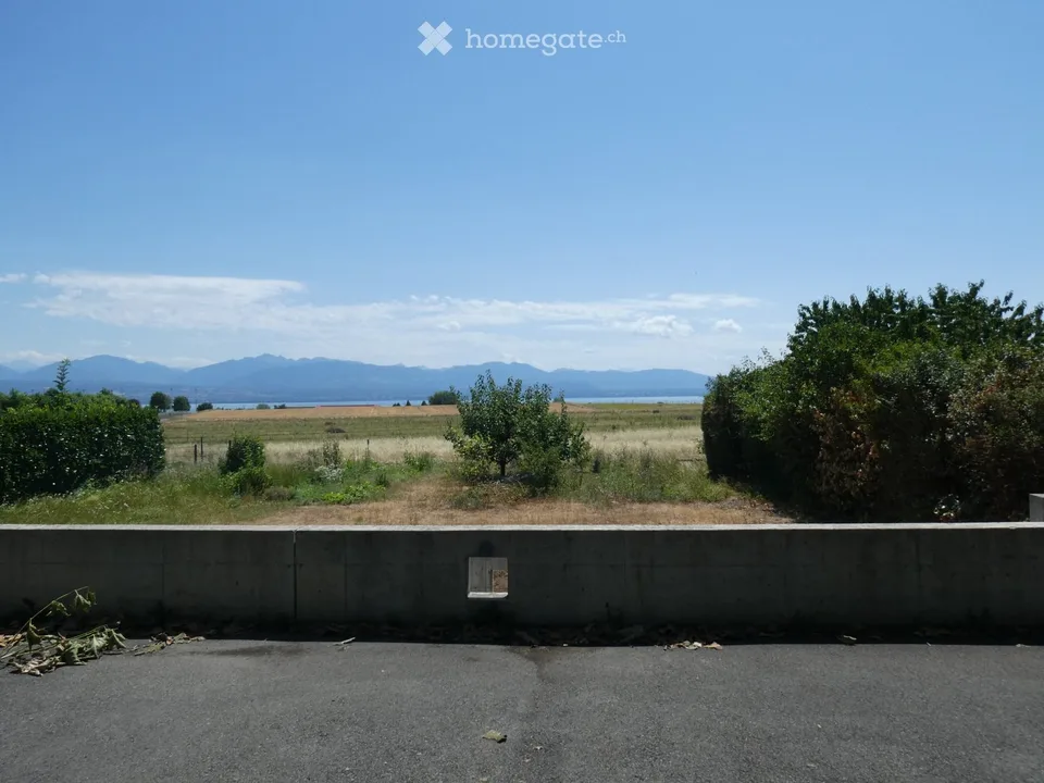 Prächtige Reihenvilla mit Seeblick