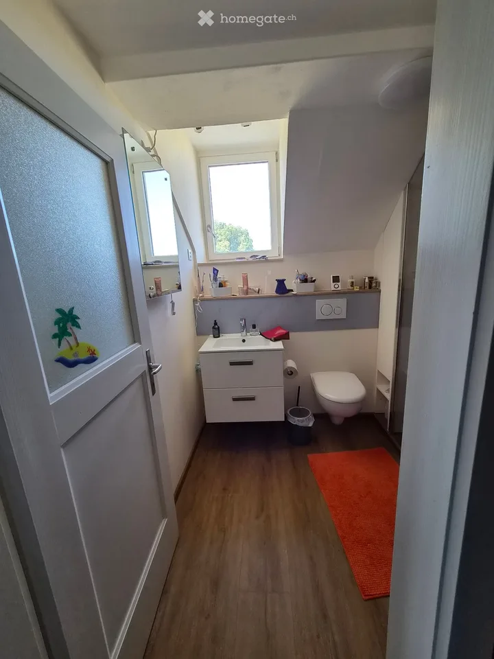 Furnished room