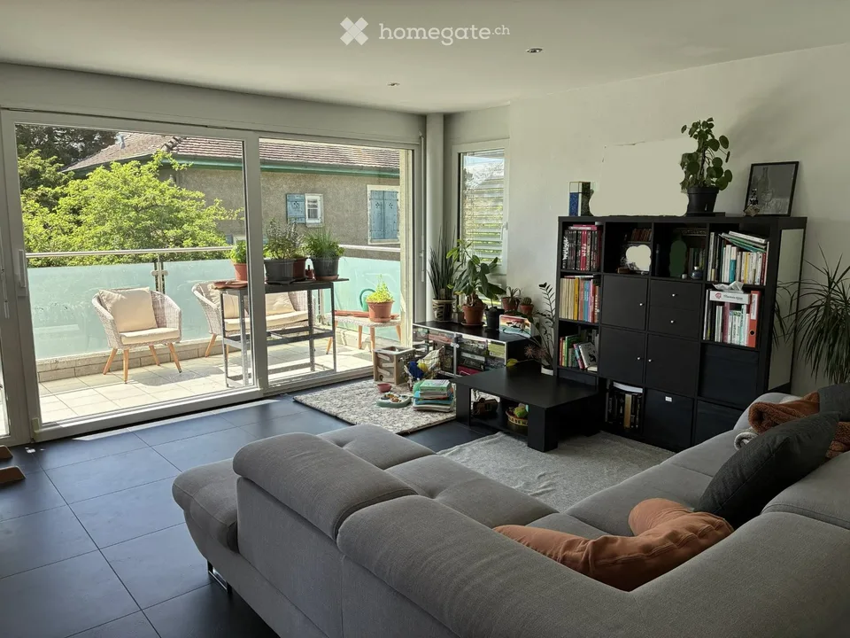 Bright 3.5-room apartment