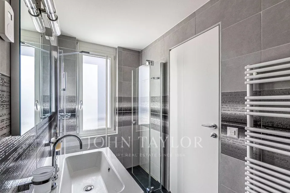 PRESTATIONS HAUT DE GAMME au centre-ville, vue lac et montagnes – Foto 19 von 22