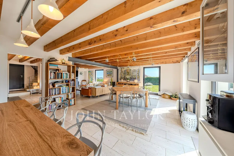 Villa individuelle avec vue panoramique sur le lac Léman