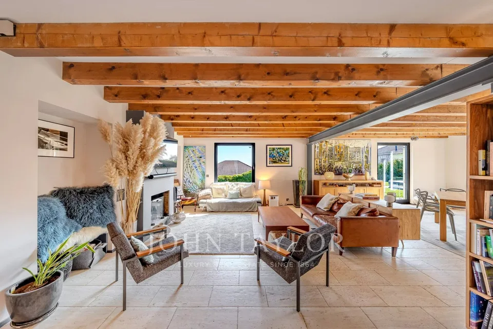Villa indipendente con vista panoramica sul Lago di Ginevra
