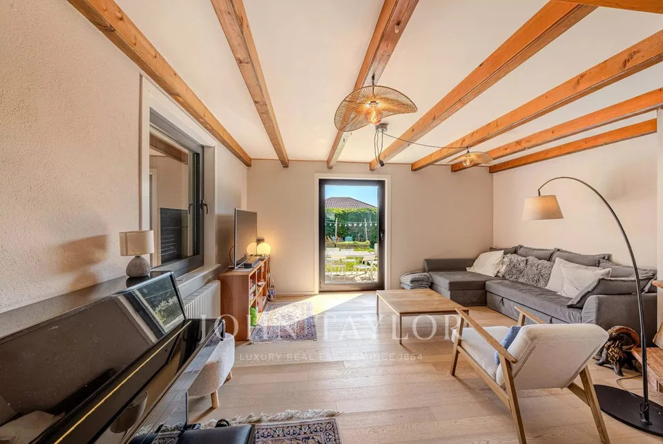 Villa offrant plusieurs possibilités – photo 6 sur 13