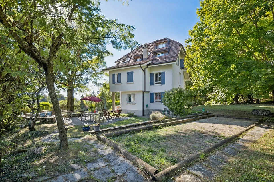 Eigentum mit 12,5 Zimmern im Herzen von Blonay mit Blick auf den See – Foto 4 von 26