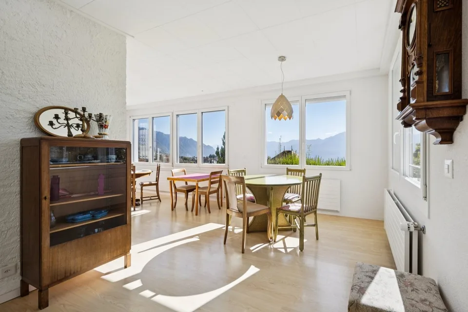 Eigentum mit 12,5 Zimmern im Herzen von Blonay mit Blick auf den See – Foto 10 von 26