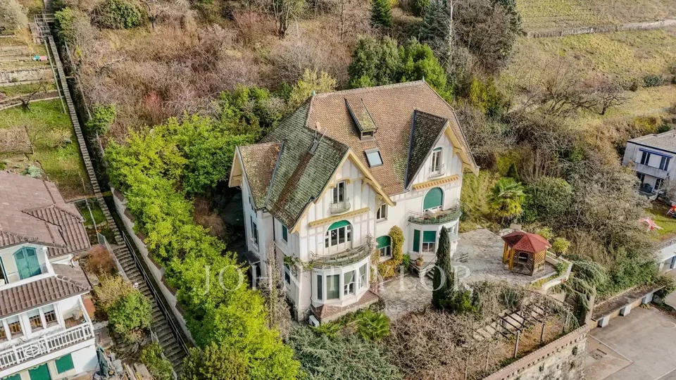 EN EXCLUSIVITÉ : Propriété d'exception avec vue panoramique