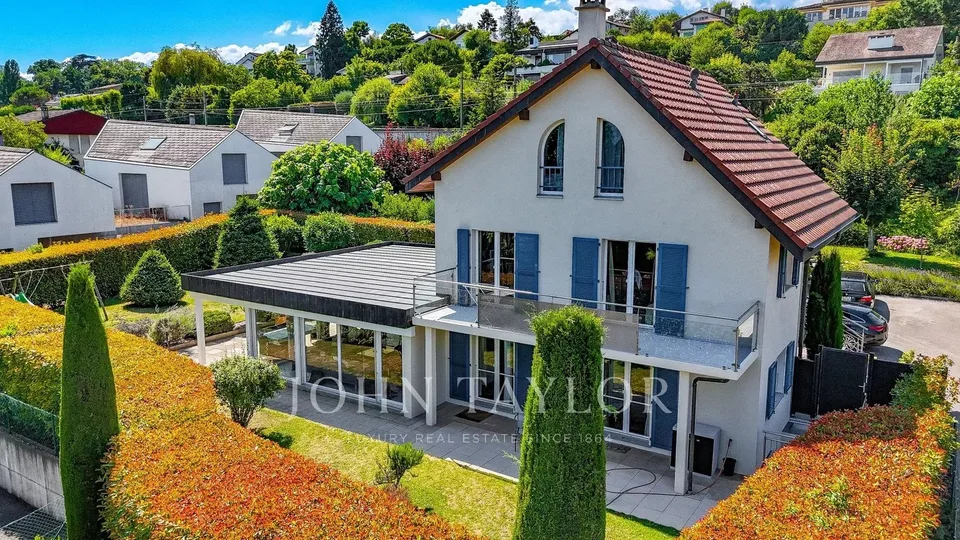 Maison familiale en plein coeur de Terre Sainte