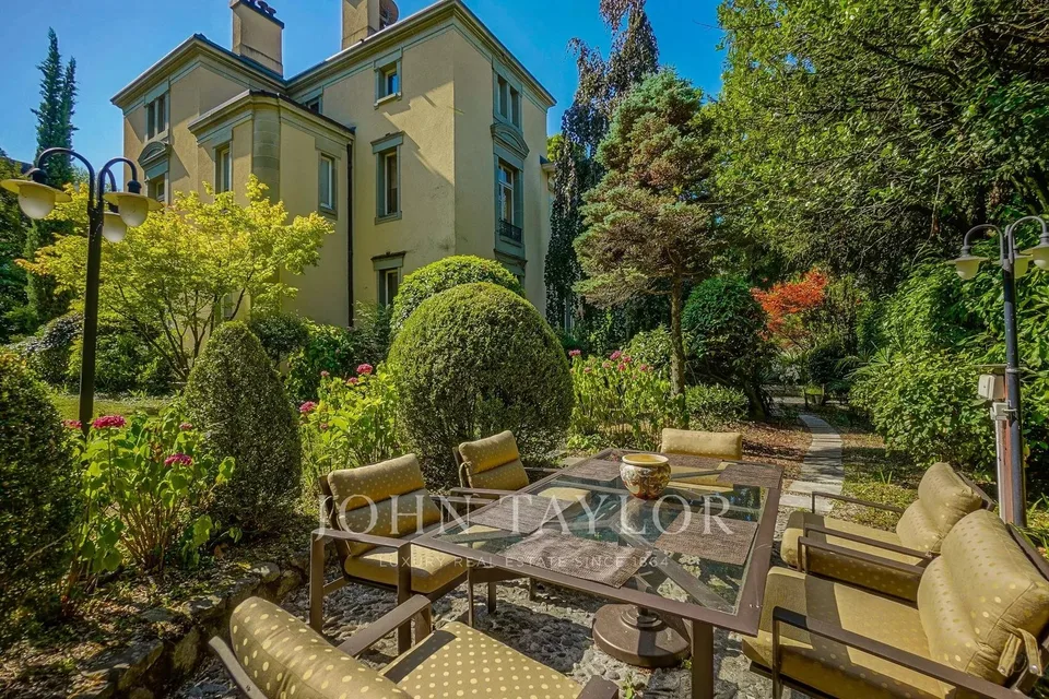 Hôtel particulier à deux pas du lac