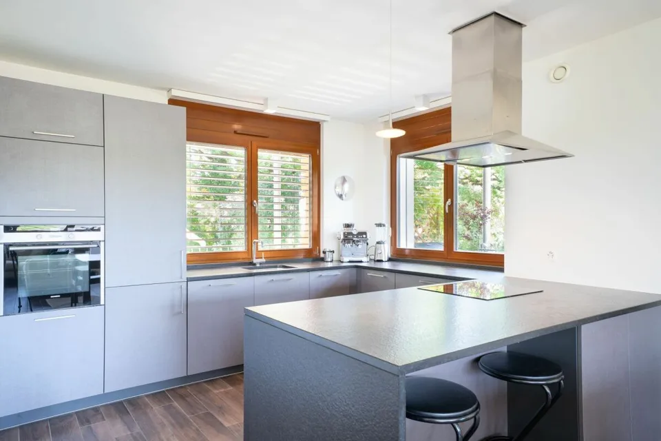 Appartement d'exception avec terrasse panoramique et vue sur le Jura à Presinge