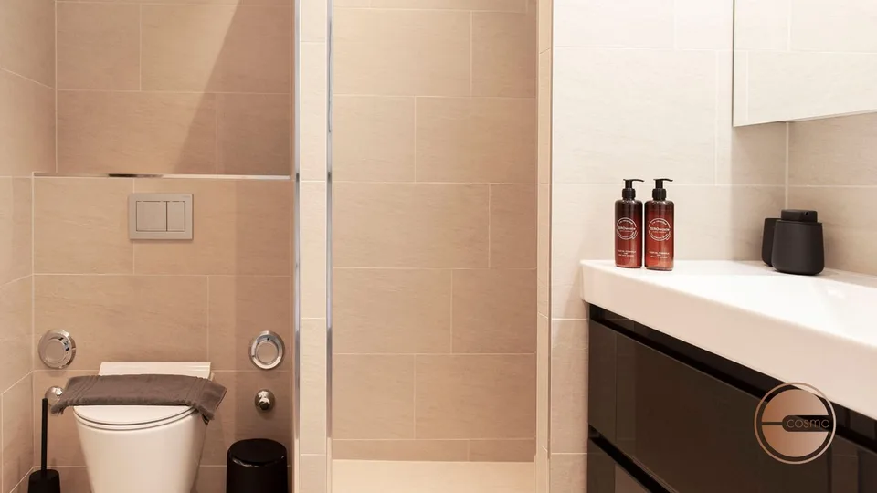 TOP FLOOR, TOP SHOT! LUXUSWOHNUNG IN SEEFELD / TOP FLOOR, TOP SHOT!  LUXURY APARTMENT IN SEEFELD