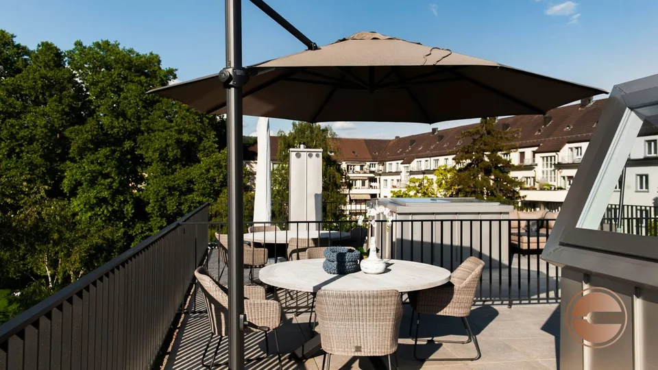 TOP FLOOR, TOP SHOT! LUXUSWOHNUNG IN SEEFELD / TOP FLOOR, TOP SHOT!  LUXURY APARTMENT IN SEEFELD