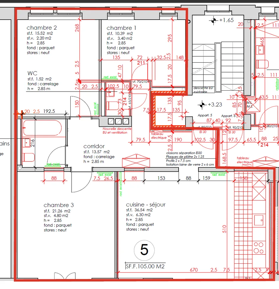 Appartement entièrement neuf de 4 pièces au 1er étage d'environ 100 m2 avec balcon et ascenseur