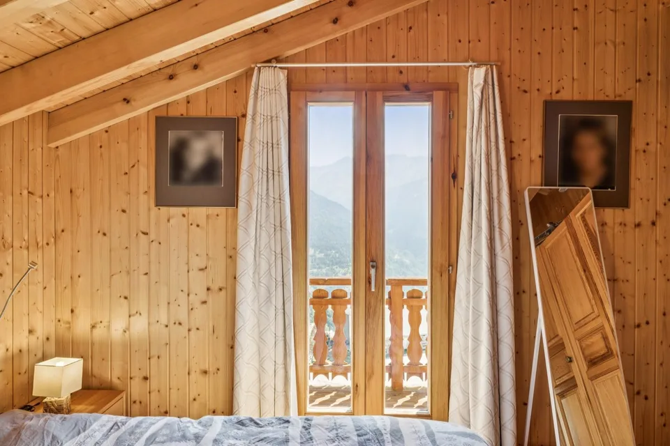 Chalet mit Charme und Wellnessbereich sowie spektakulärer Aussicht – Foto 7 von 12