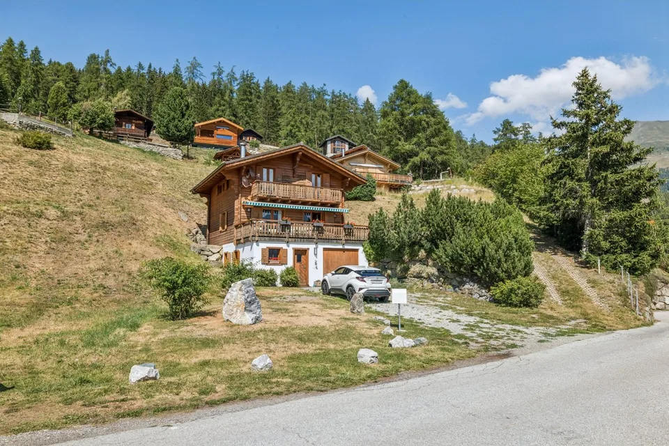 Chalet mit Charme und Wellnessbereich sowie spektakulärer Aussicht – Foto 12 von 12