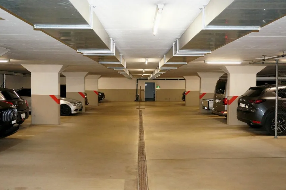 2 Tiefgaragenplätze mitten im Dorfzentrum