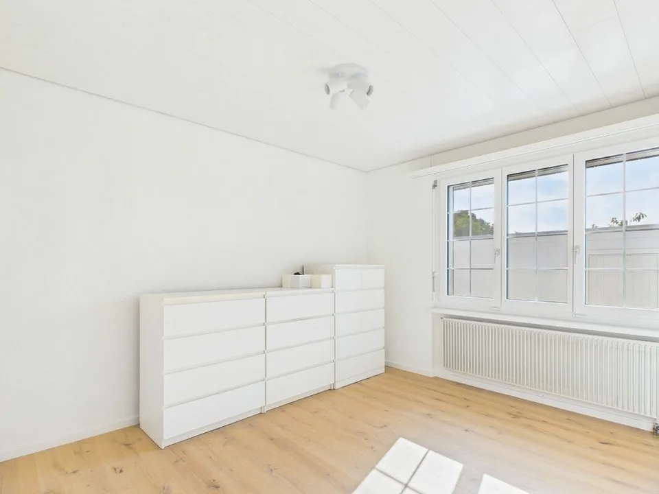 Maison unifamiliale indépendante avec jardin d'hiver, cheminée et sauna dans un endroit calme