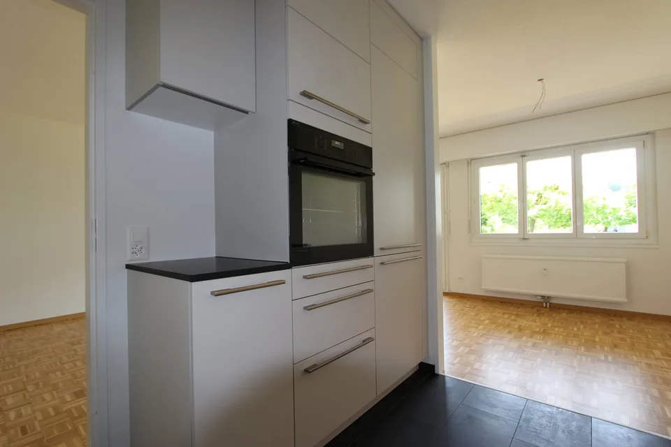 Frisch sanierte 4.5-Zimmer-Wohnung mit Balkon und Aussicht in Lyss