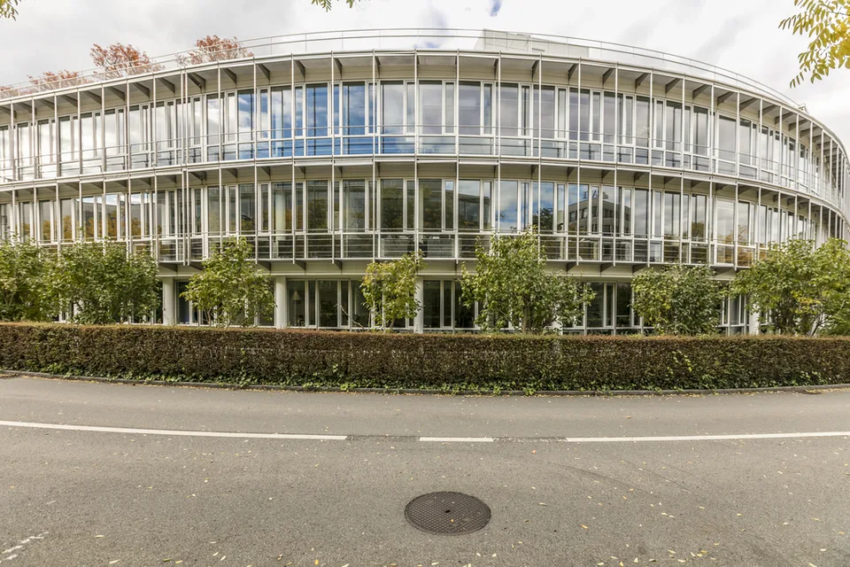 Kleinbüro mit schöner Aussicht zu vermieten