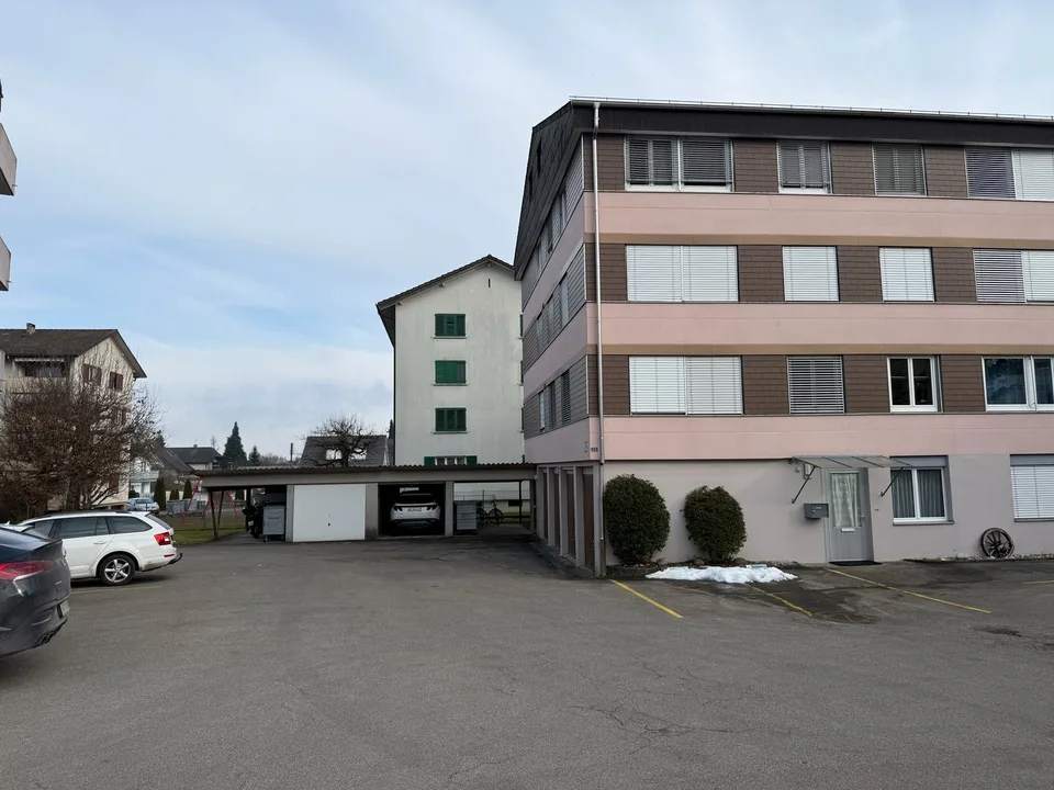 Charmantes Mehrfamilienhaus mit 7 Wohnungen in Thunstetten