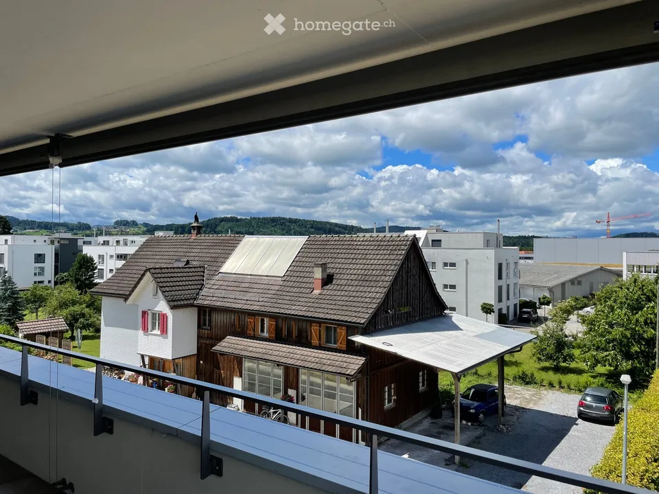 Appartamento moderno 3.5 locali a Schwarzenbach SG – Nuovo edificio con certificato Minergie
