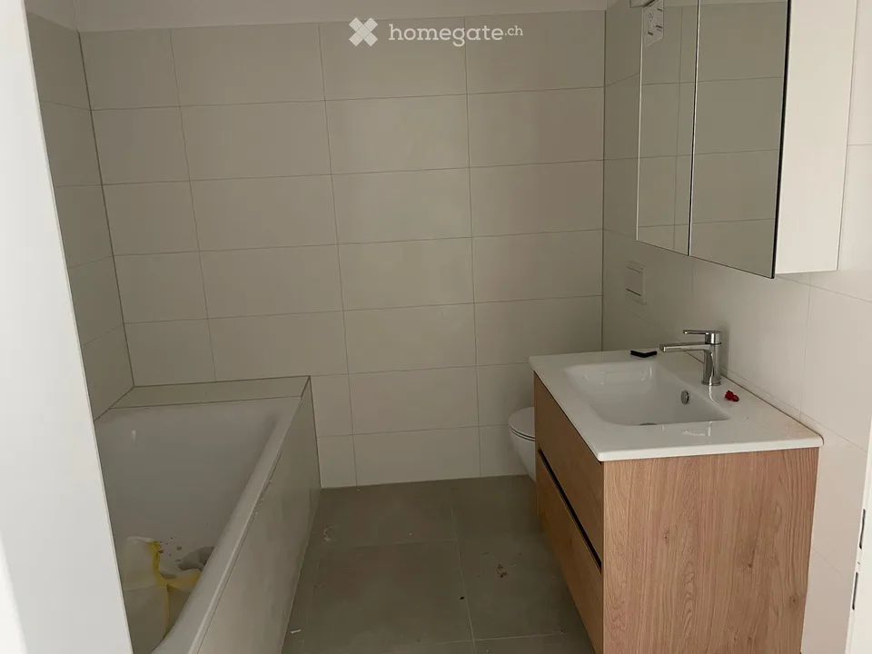 Appartamento moderno 3.5 locali a Schwarzenbach SG – Nuovo edificio con certificato Minergie