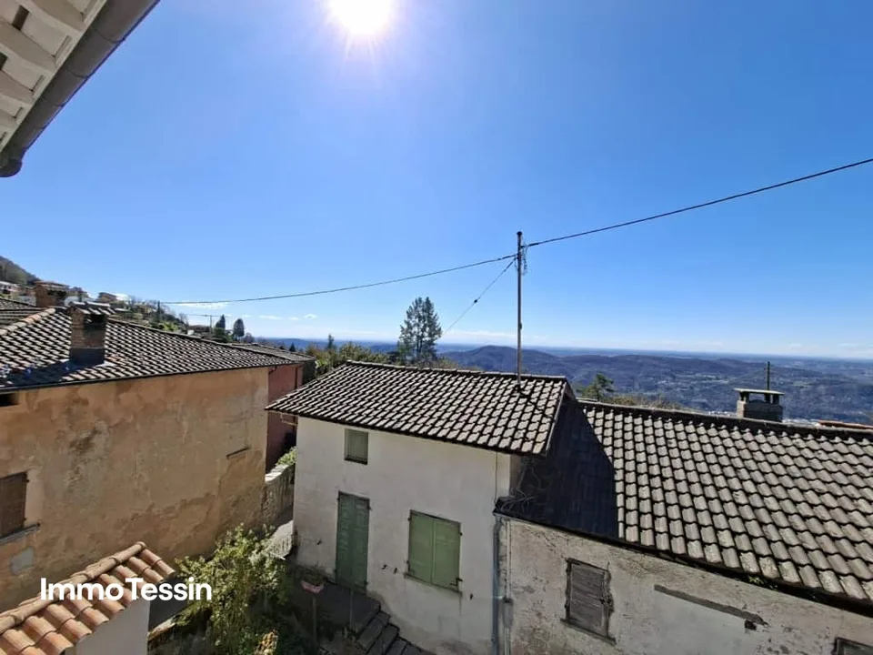 GELEGENHEIT: Elegantes, luxuriös saniertes Mehrfamilienhaus mit 3 Wohnungen an sonniger und ruhiger Panoramalage