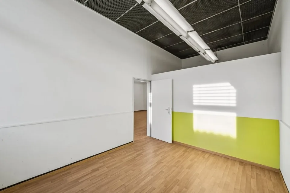 88m2 Büro