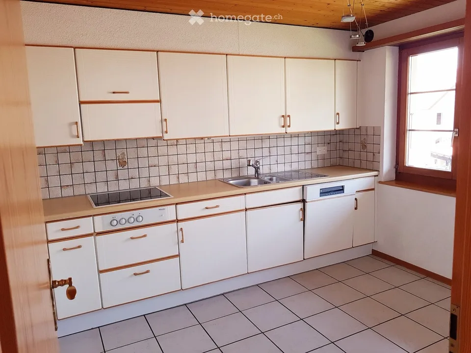 Appartement 4 ½ pièces, ensoleillé, situé dans un quartier calme