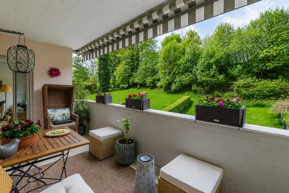 Appartamento elegante con vista sul verde