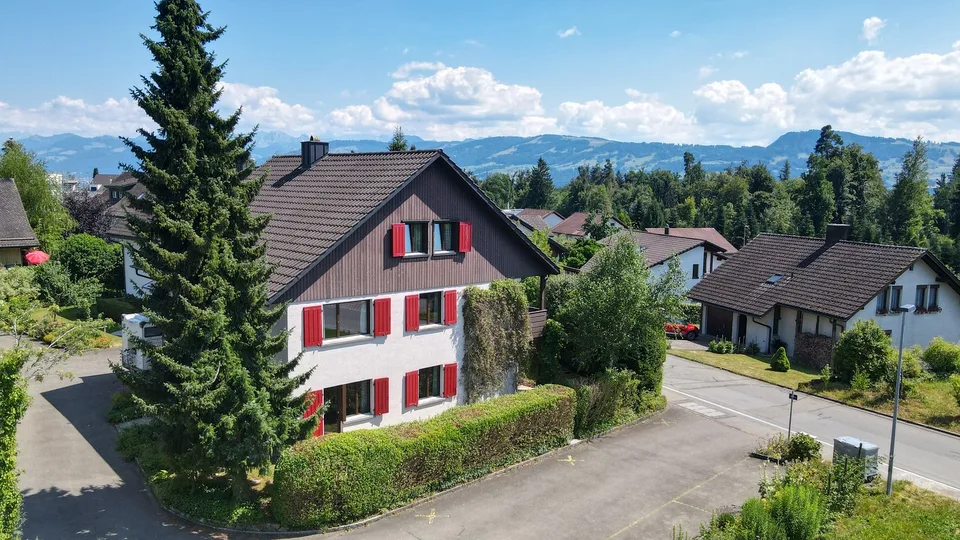 Einfamilienhaus an zentraler und ruhiger Lage mit einmaligen Ausbaupotenzial